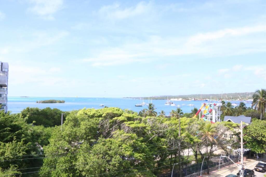 Hermoso Y Amplio Con Vista Al Mar Apartamento *